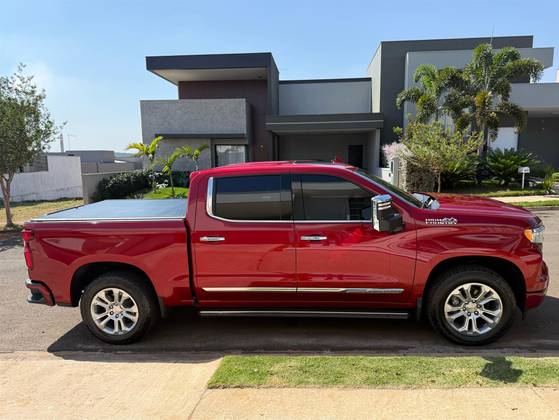 CHEVROLET SILVERADO 5.3 V8 GASOLINA 1500 HIGH COUNTRY 4X4 AUTOMÁTICO